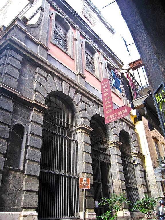 埃西利亚住宿加早餐旅馆 那不勒斯 外观 照片