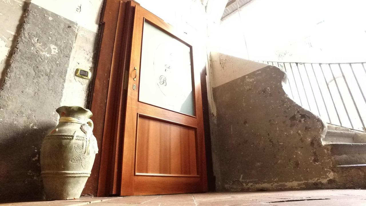 埃西利亚住宿加早餐旅馆 那不勒斯 外观 照片